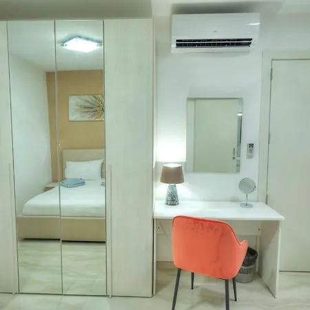 Modern And Spacious One Bedroom Cpac2-2 Apartment *